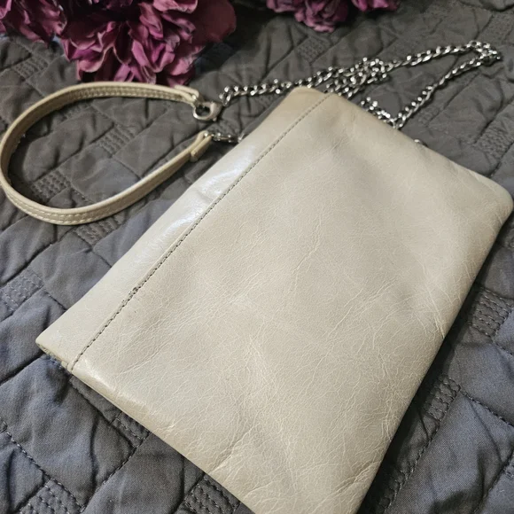 HOBO Cream Leather Wristlet with Chain Strap - Picture 12 of 16